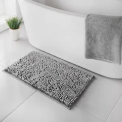 B&M Velvet Touch Bath Mat - Grey