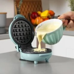 Giles & Posner Mini Waffle Maker 12 Giles & Posner Mini Waffle Maker -Home Decor Store 395094 giles and posner mini waffle maker 2